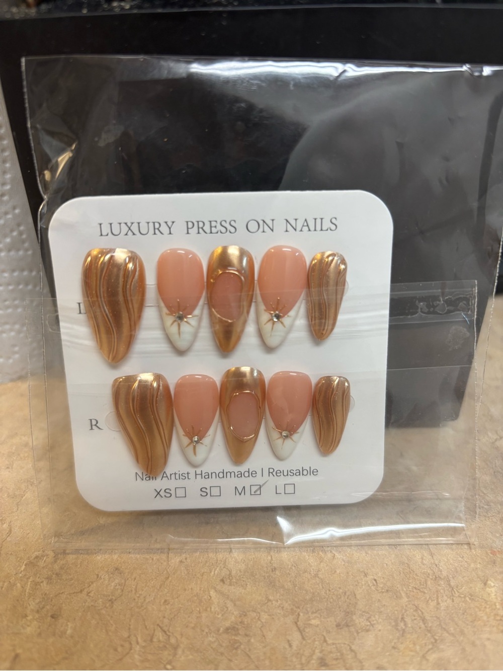 Luxury Press-On Nail Set - Peach & Gold Star Accent